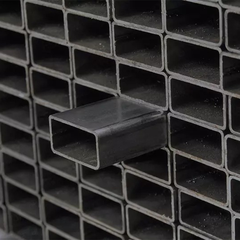 Tube rectangulaire aluminium disponible en plusieurs sections